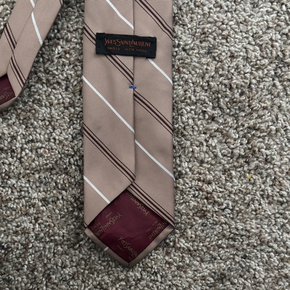 Vintage YSL Yves Saint Laurent Stripped Tan Tie - Picture 3 of 5